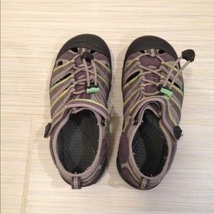 Boys Keen sandals